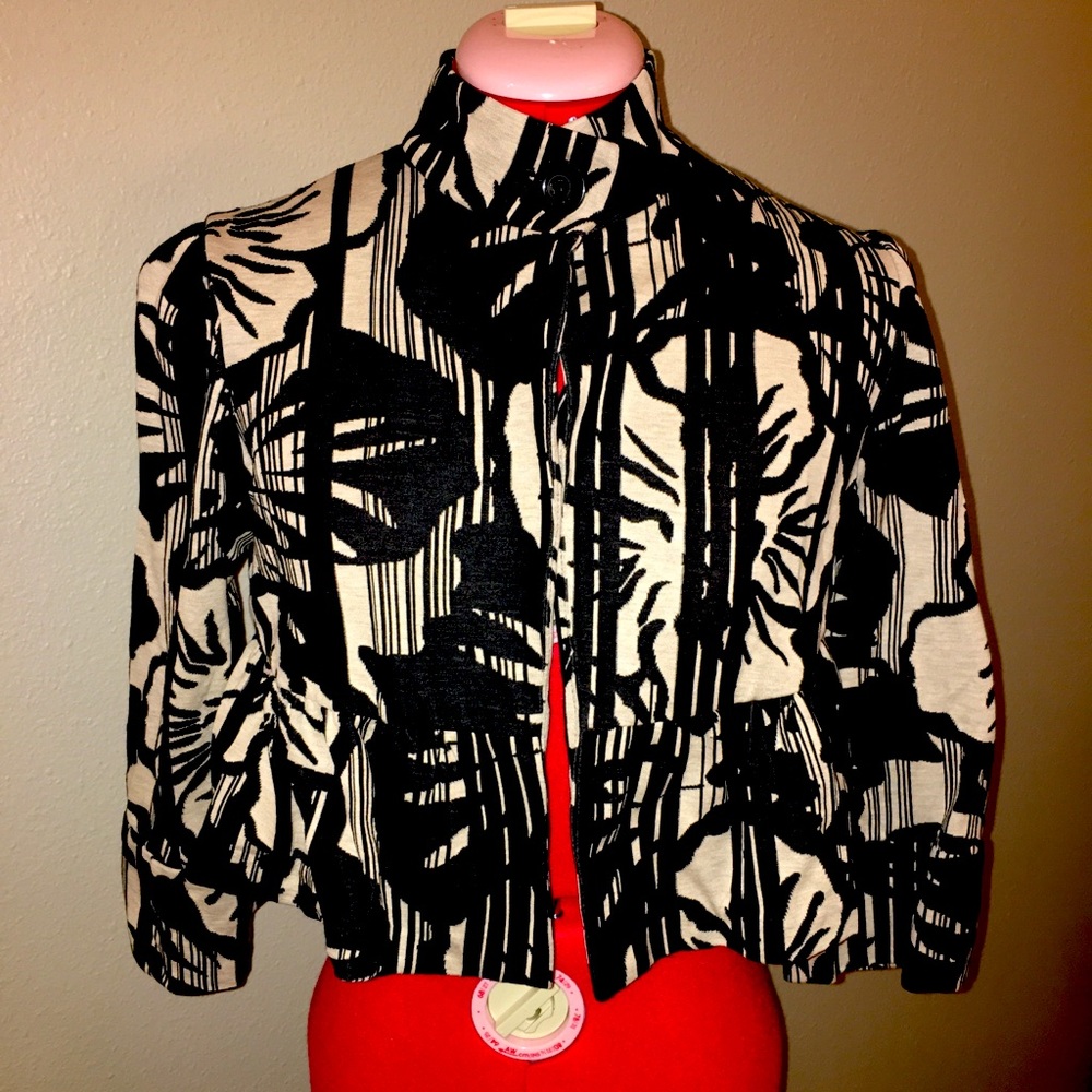 Diane Von Furstenberg (DVF) CINDA Floral Beige/Black Bolero Crop Jacket - Size 6